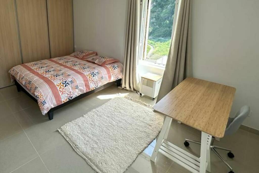 شقة Cocoon 52 M2 New, Beautiful View Castle And Mountain فوا المظهر الخارجي الصورة